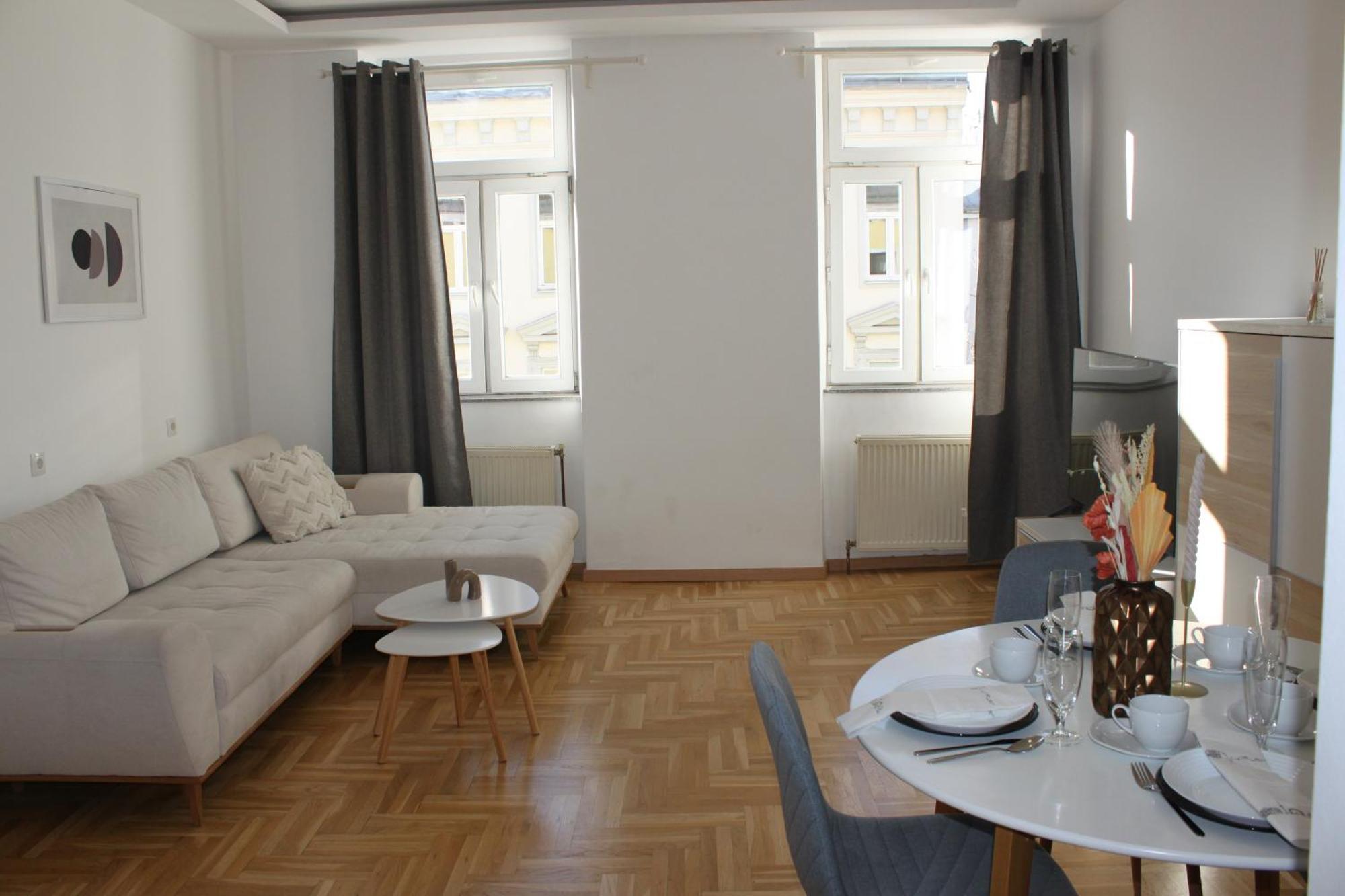 Schoene Eigentumswohnung Im 10 Bezirk Bécs Kültér fotó